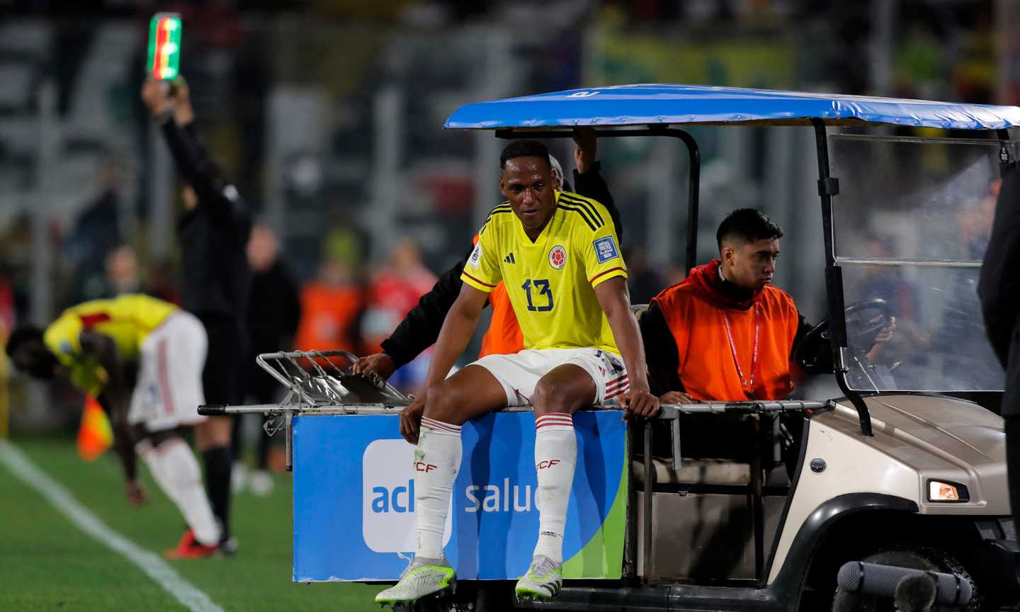 Fiorentina, il report su Yerry Mina: c'è lesione. I tempi di recupero