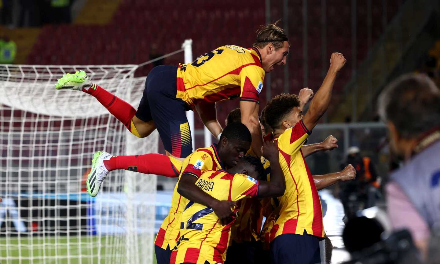 Il Lecce è terzo! 2-0 alla Salernitana con super Krstovic e il solito Strefezza