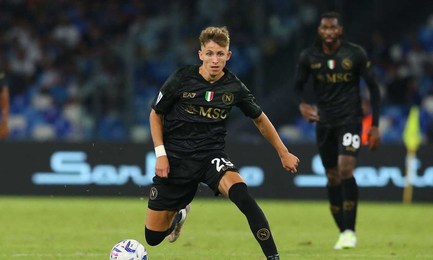 JESPER LINDSTROM - NAPOLI - €30M - 15 MINUTI Image gallery