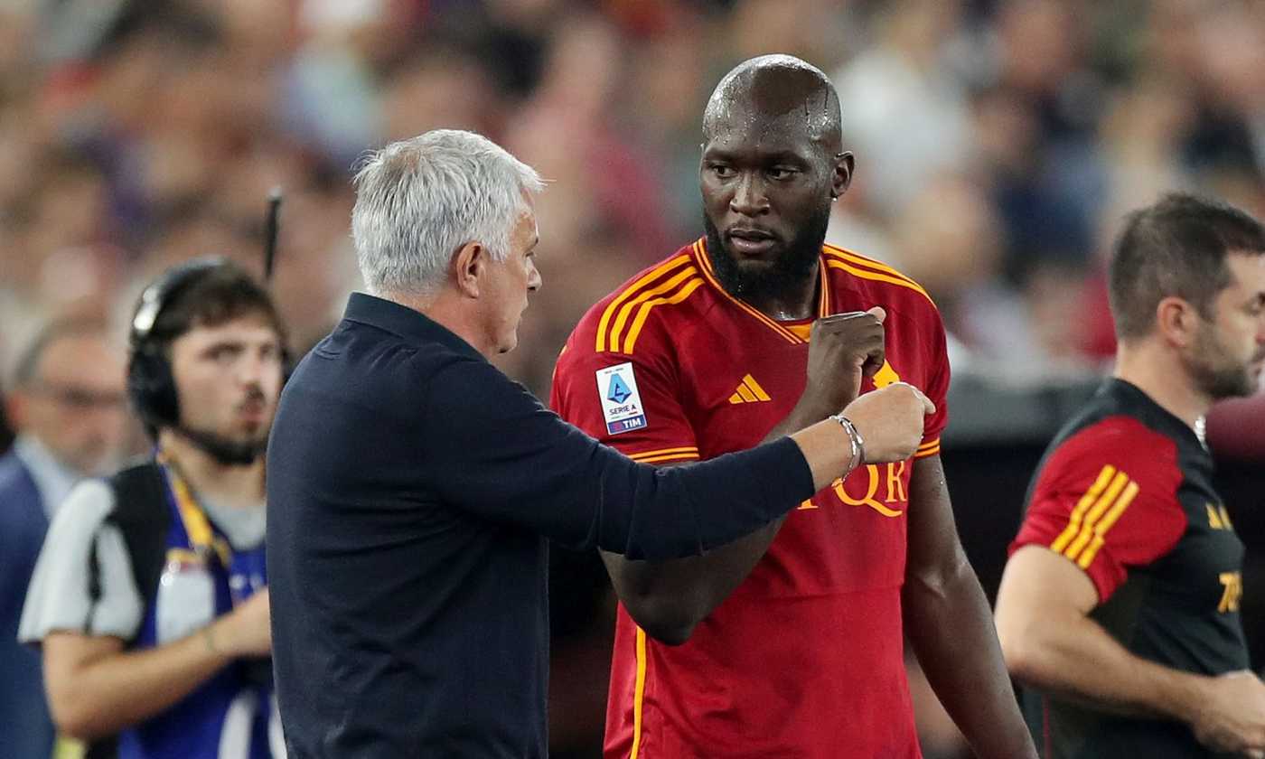 Serie A: La Fiorentina affonda il Napoli, Lukaku trascina la Roma di  Mourinho