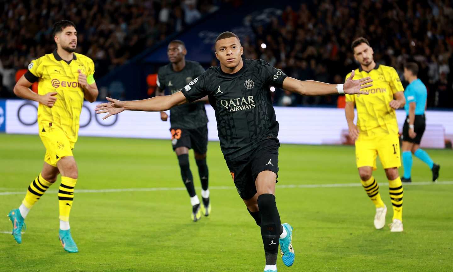 PSG, le ultime sul futuro di Mbappé