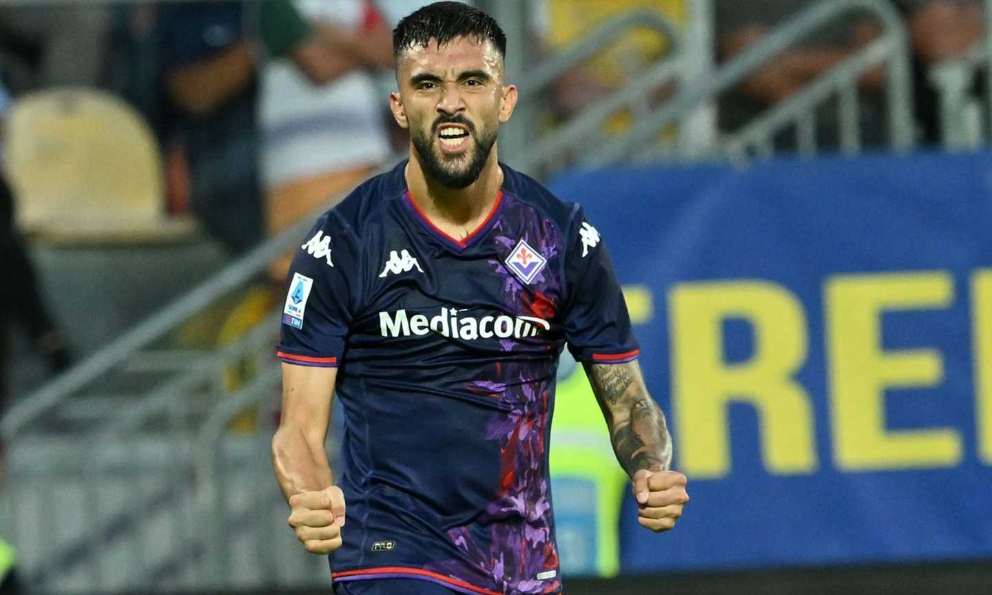 La Fiorentina spreca e manca l'aggancio Champions: 1-1 a Frosinone, Soulé risponde a Nico Gonzalez