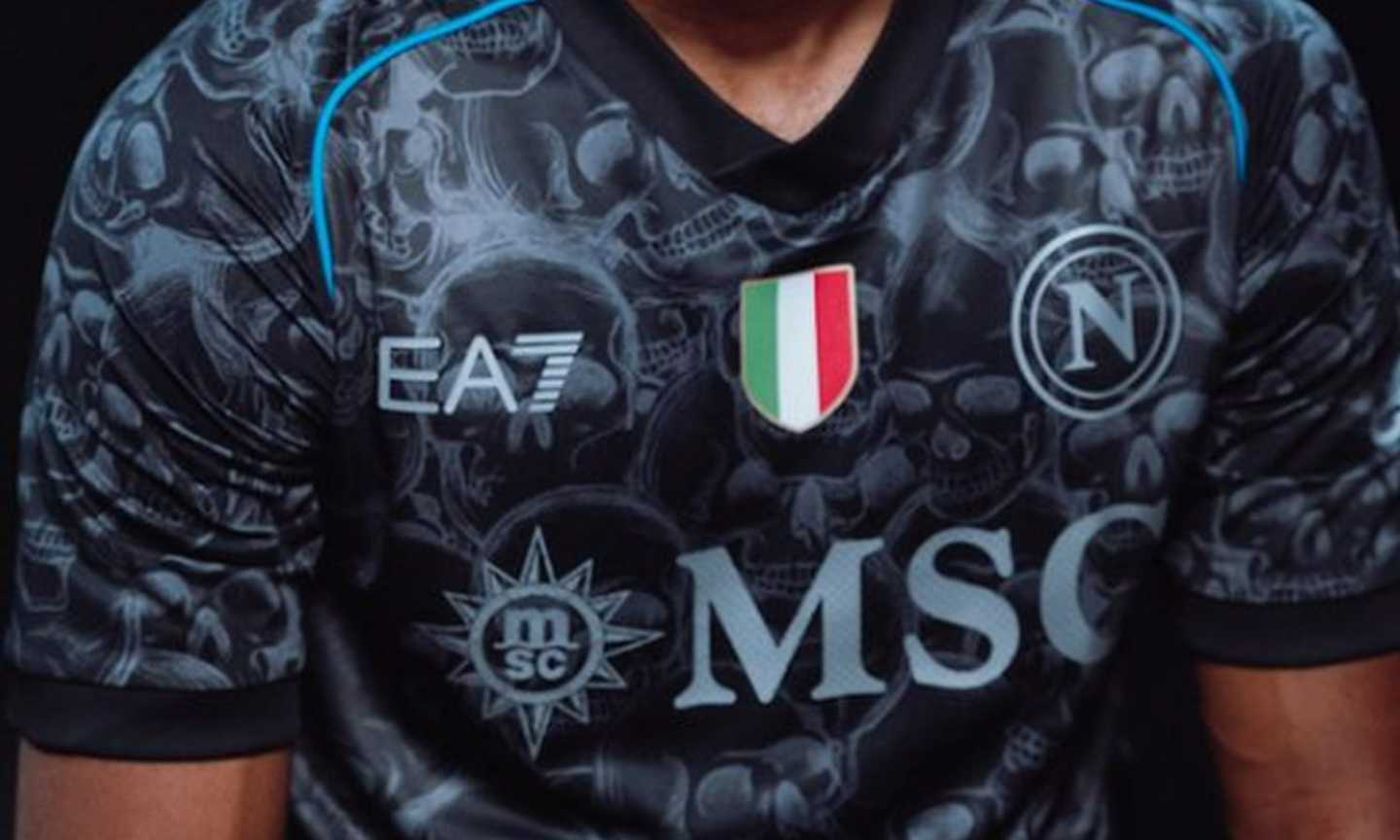 Napoli, maglia speciale per Halloween: quando sarà usata e il perché dei teschi, FOTO e VIDEO!