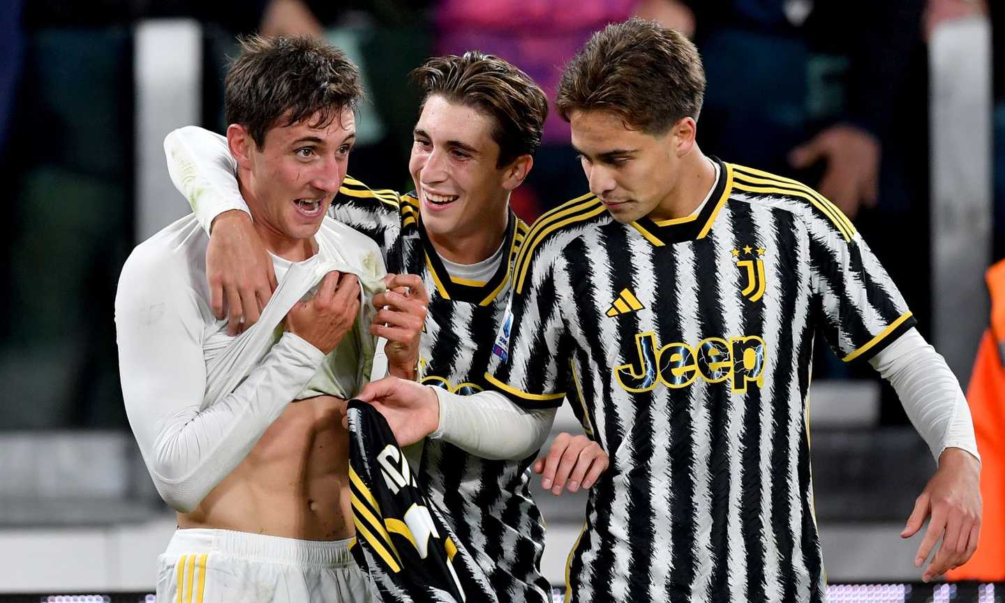 Cambiaso all'ultimo stende il Verona: 1-0 allo Stadium, la Juve vola in testa per una notte