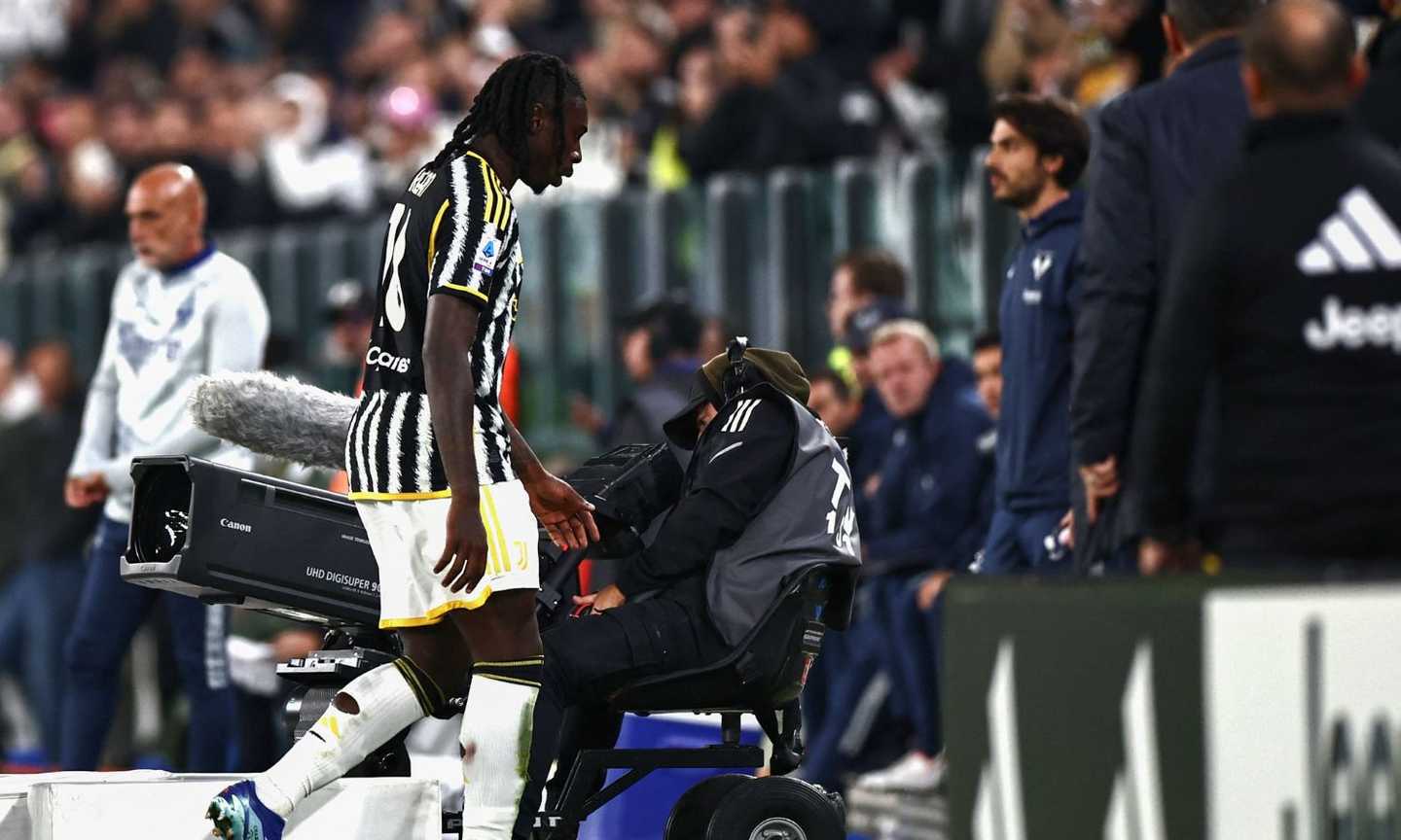 Juve, furia Kean: Allegri lo cambia e lui va negli spogliatoi