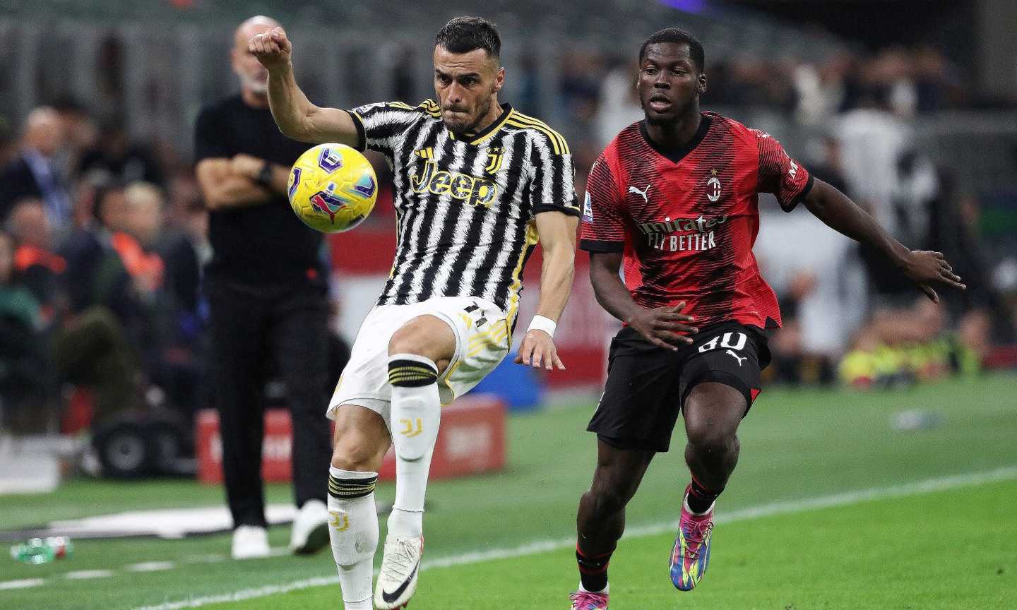 Juve, Kostic: 'Match difficile, ma siamo pronti a dare il 120% stasera'