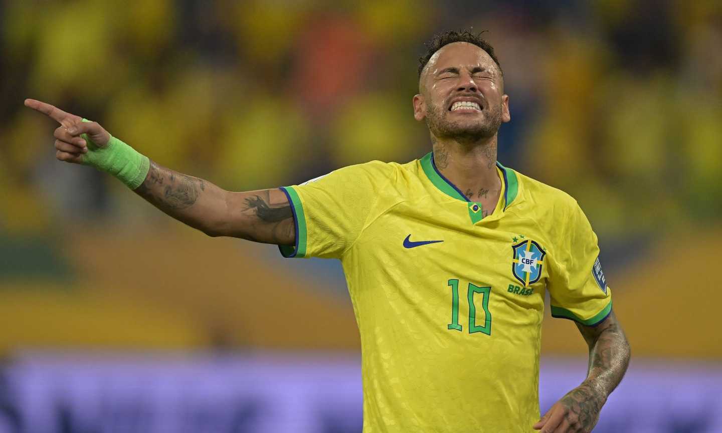 Paura per Neymar: banditi provano a rapire figlia di un anno