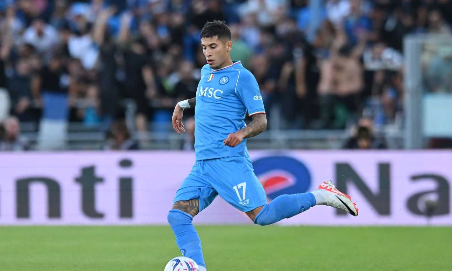 Napoli, Olivera nel mirino del PSG 