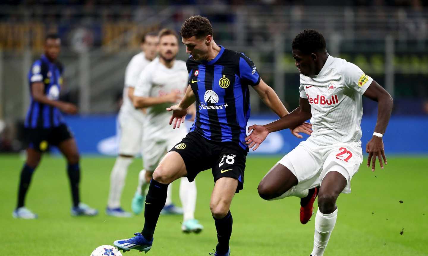 15) Benjamin Pavard (Inter) Image gallery