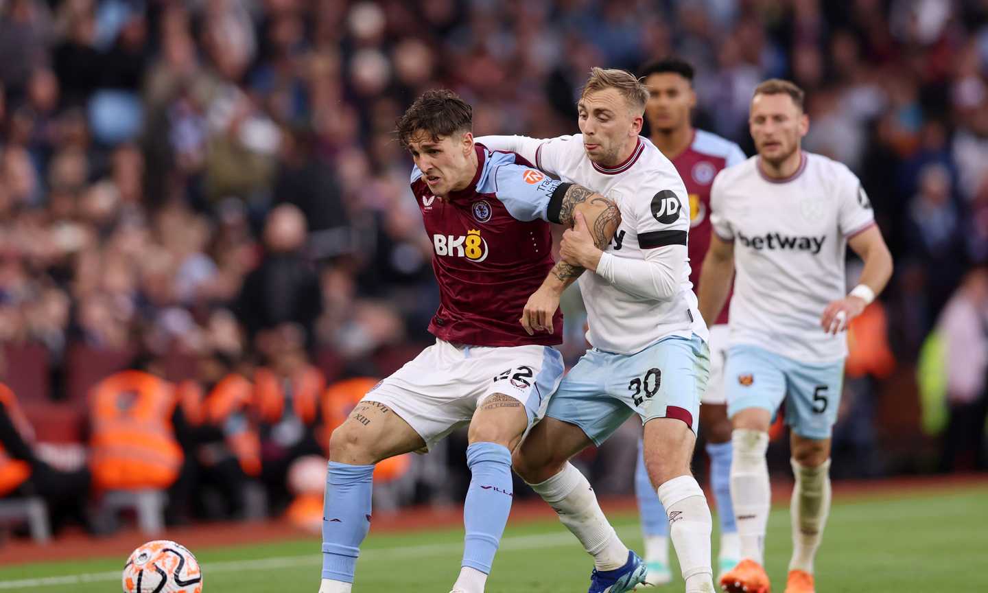 Premier League: poker Aston Villa al West Ham e -2 dalla vetta, Zaniolo titolare e in campo per 76'