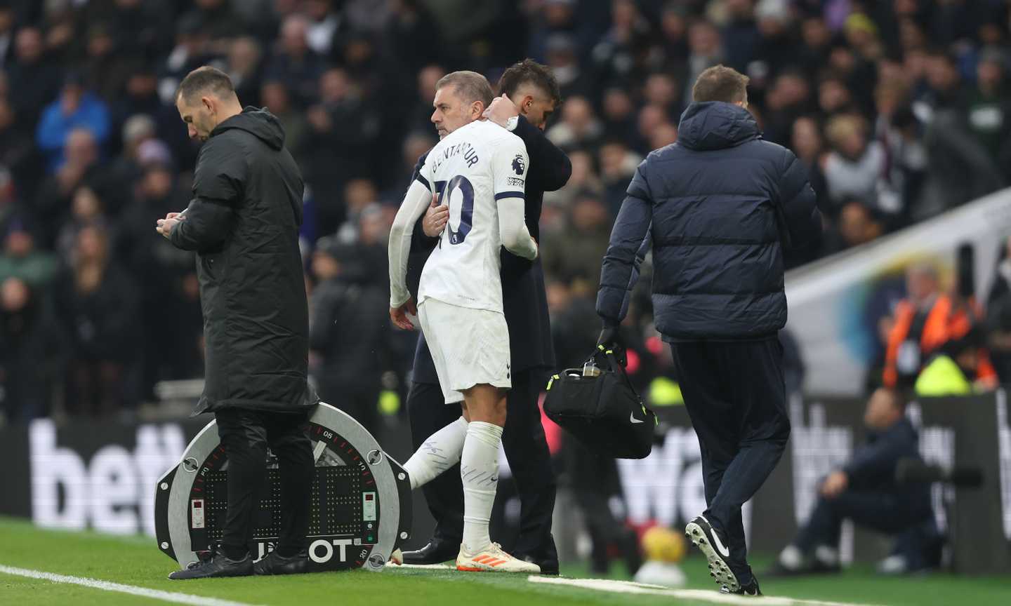 Premier League: Vardy risponde a Porro, 1-1 tra Leicester e Tottenham. Paura per Bentancur, via con ossigeno e in barella