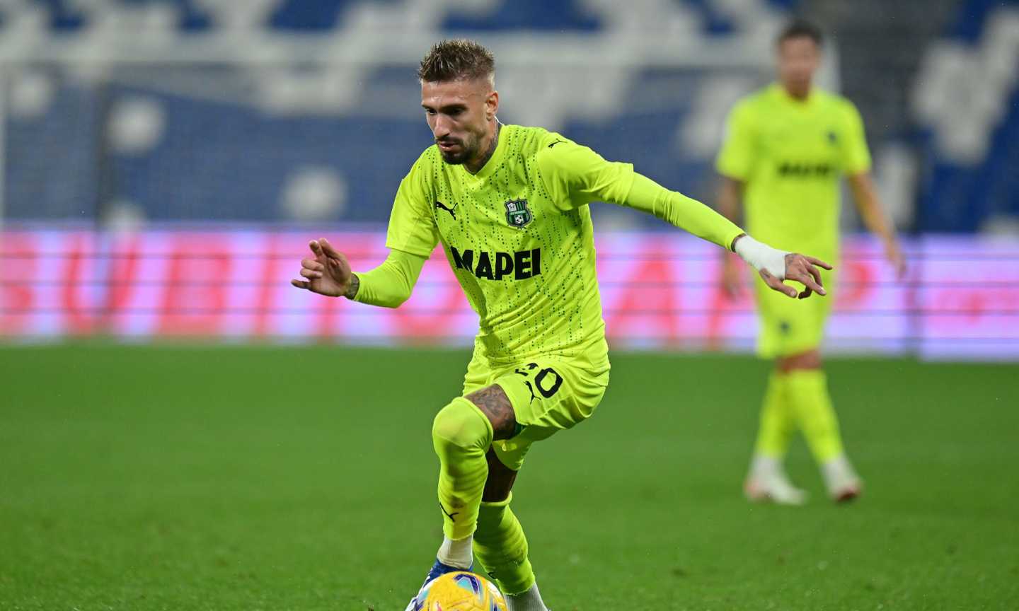 Sassuolo-Genoa, formazioni ufficiali: fuori Berardi, c'è Castillejo. Gila con Ekuban