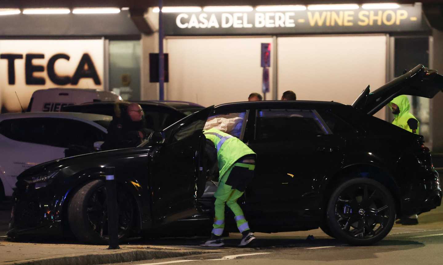 Balotelli, incidente d'auto a Brescia: illeso, rifiuta l'alcoltest VIDEO