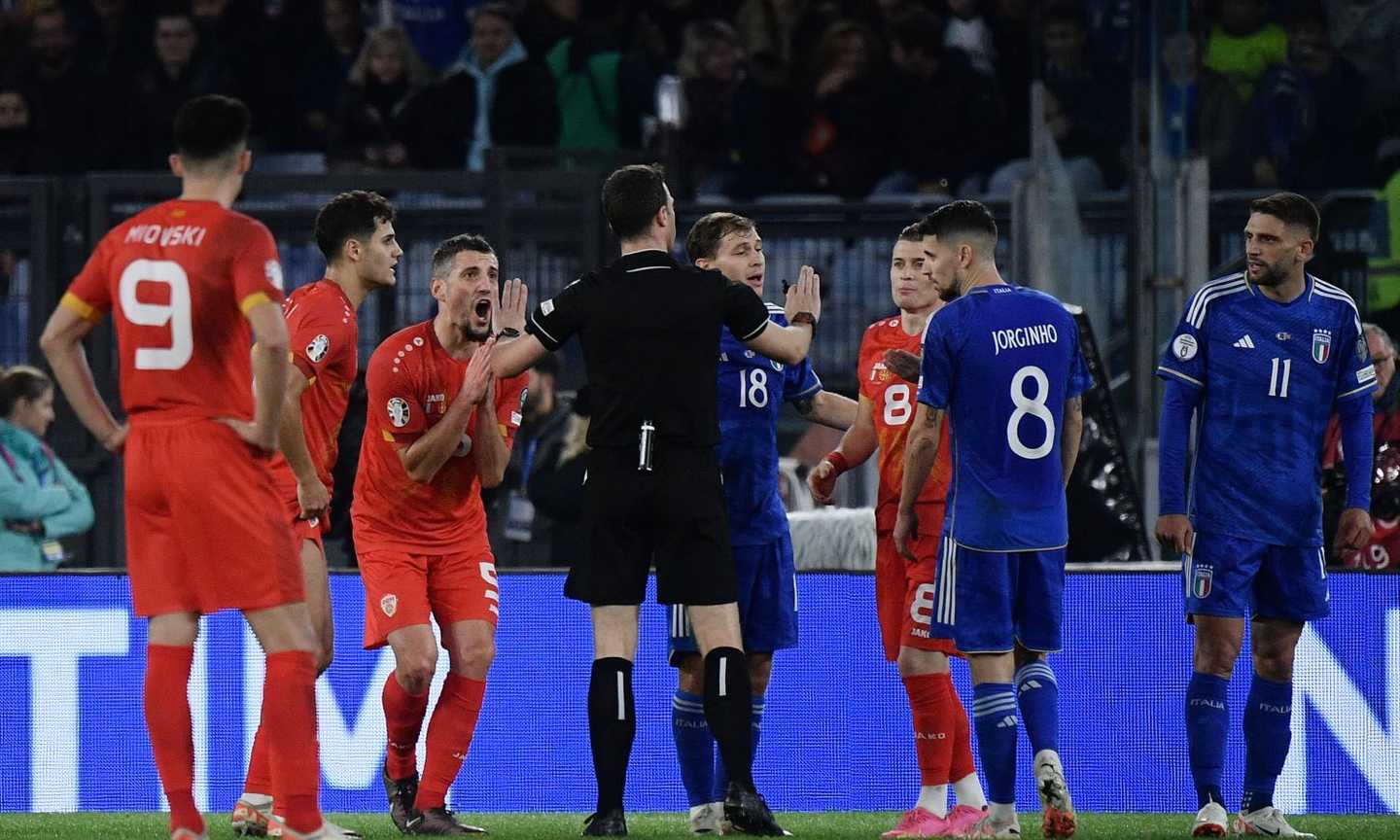 Italia-Macedonia del Nord, la MOVIOLA: gol annullato a Raspadori. Netto il rigore per gli Azzurri