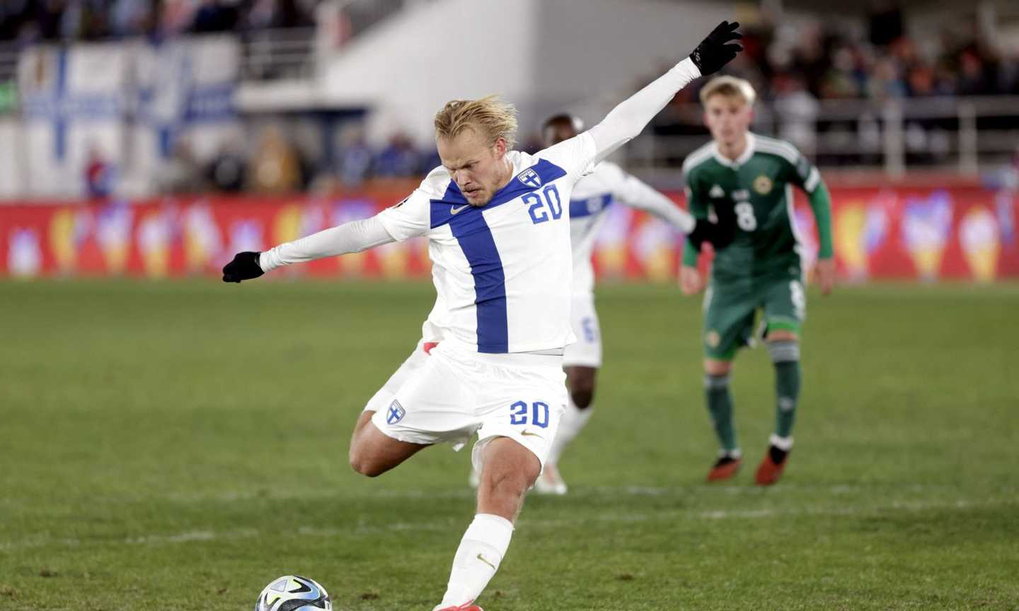 Galles-Finlandia, formazioni ufficiali: Pohjanpalo dal 1'