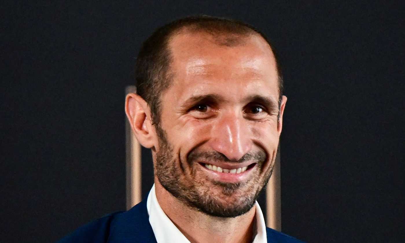 https://cdn.calciomercato.com/images/2023-12/chiellini.2023.sorriso.1400x840.jpg