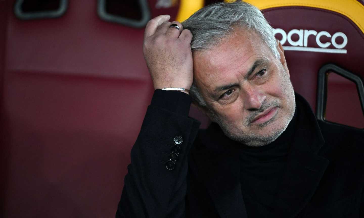 Mourinho 'vede' la Roma da avversario: Al-Shabab sempre più vicino