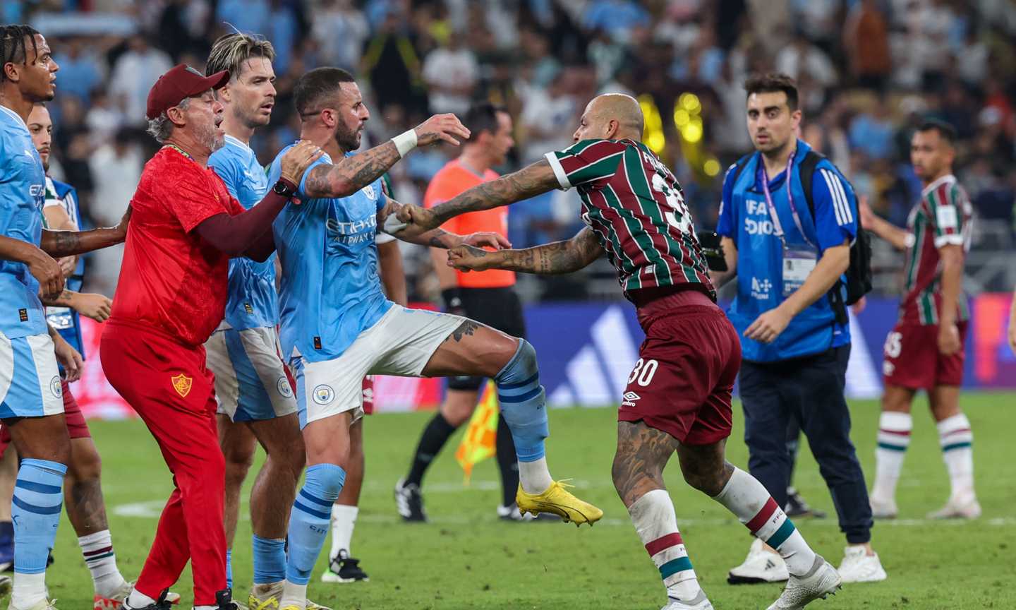 Mondiale per club al Manchester City: battuto 4-0 il Fluminense, rissa Walker-Felipe Melo