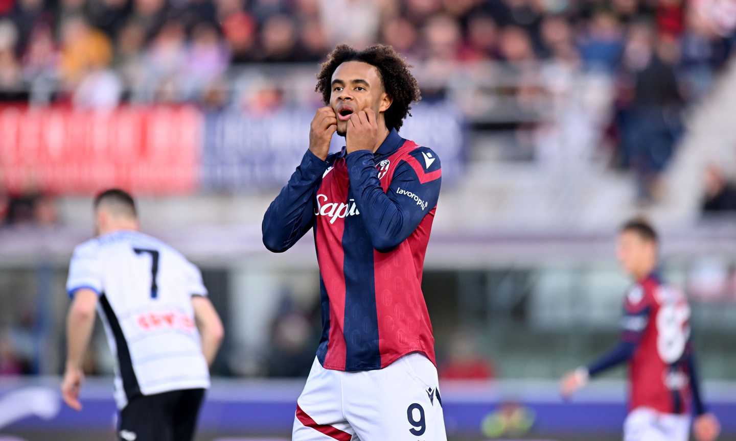 Milan, occhi su Zirkzee: Moncada in tribuna per Bologna-Genoa