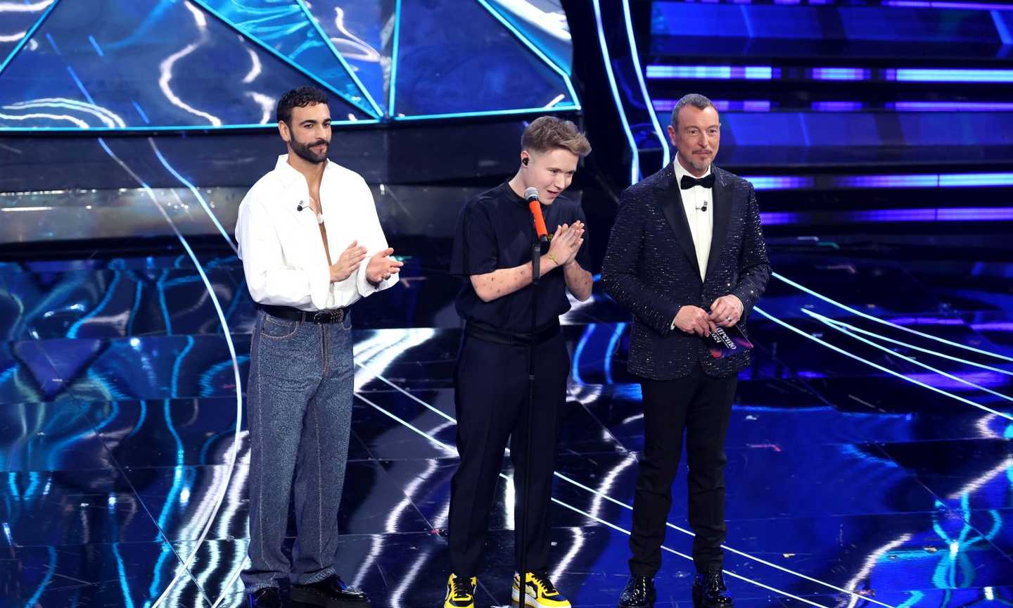 Sanremo 2024, Alfa rischia la squalifica? Cos'è successo sullo spoiler della canzone