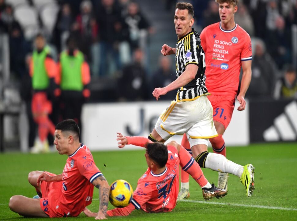 Juventus Udinese La Moviola Bremer Salta Il Verona Annullato Gol A