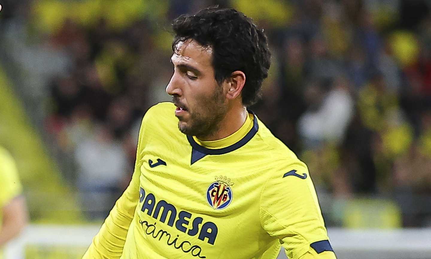 Parejo rinnova col Villarreal, lo annuncia... il neurologo Pepe Reina