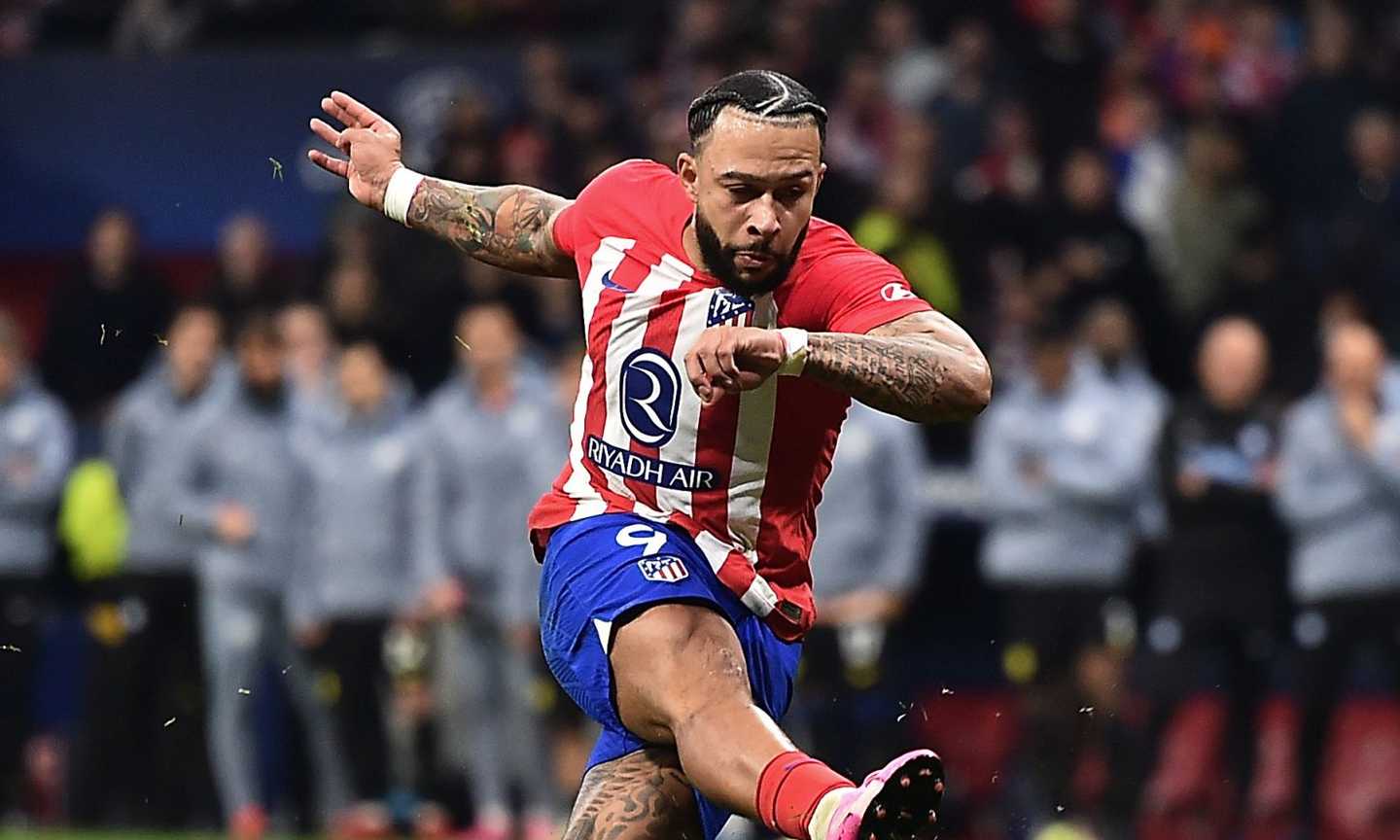 Depay lascia l'Atletico Madrid, il CT dell'Olanda Koeman conferma: "Cercherà un'altra squadra"