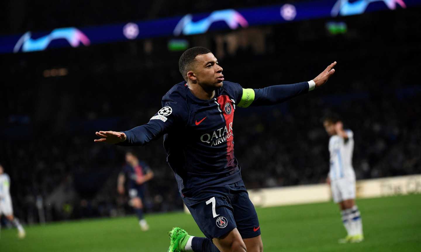 Mbappé trascina il PSG in Champions: doppietta alla Real Sociedad