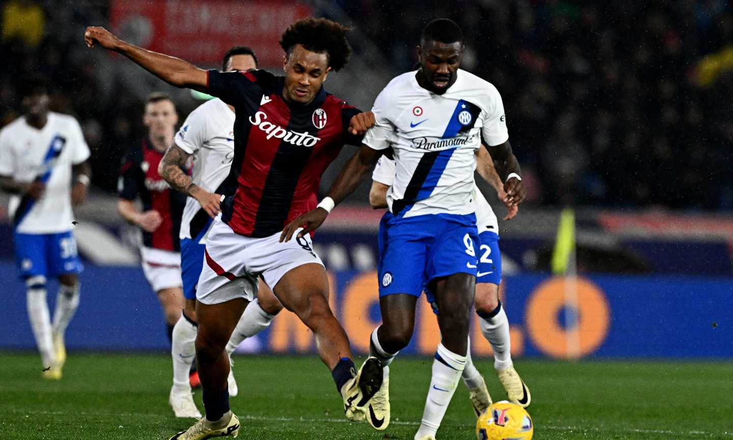 Bologna-Inter, Zirkzee si ferma: a rischio la prima convocazione con l'Olanda