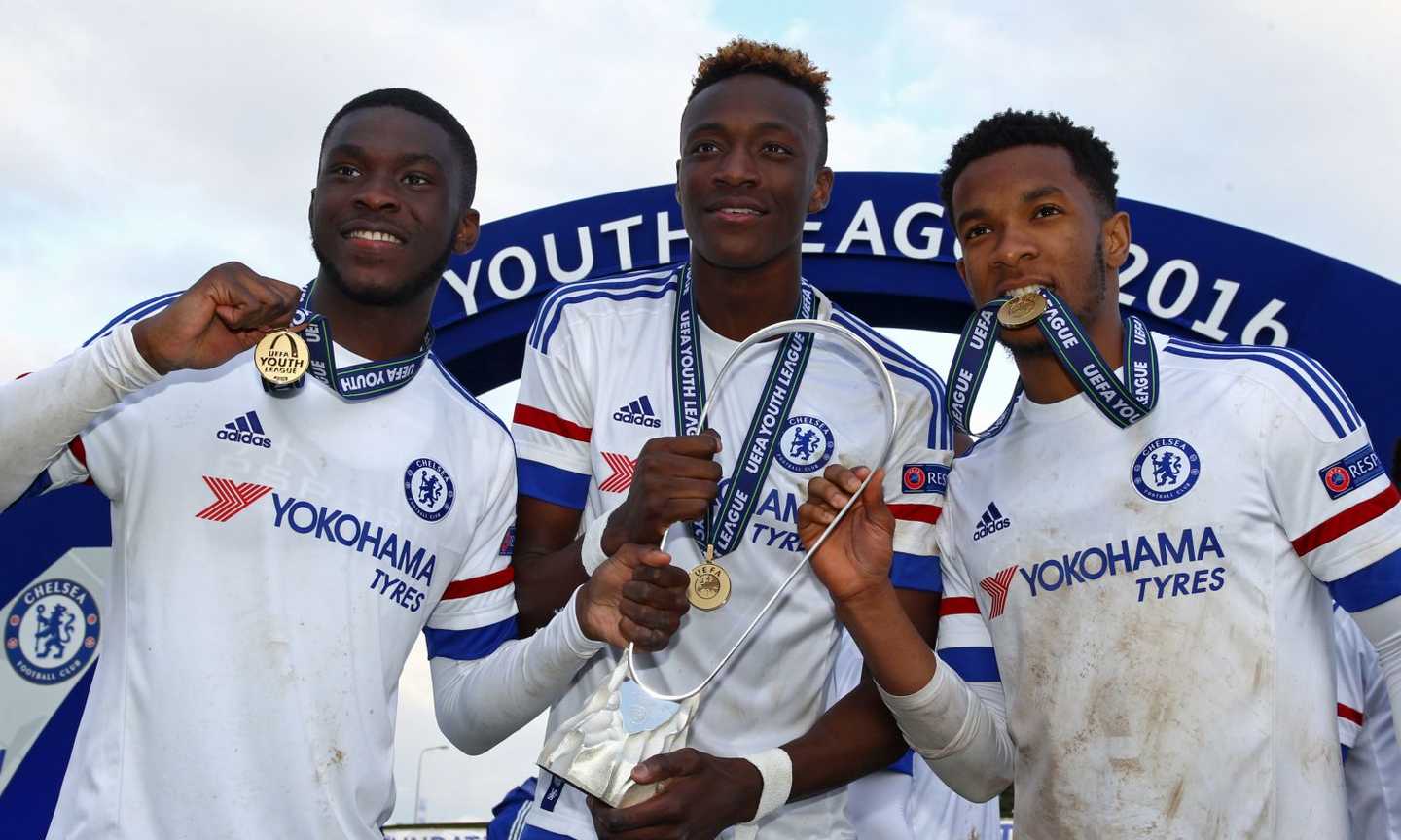 Milan, c'è la finale di Youth League: Camarda a caccia di Abraham e Loftus Cheek. Top 11 talenti che l'hanno vinta