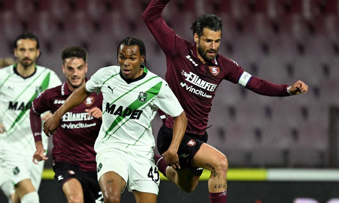 La Salernitana riprende il Sassuolo: da 0-2 a 2-2, ma il pari non aiuta nessuno