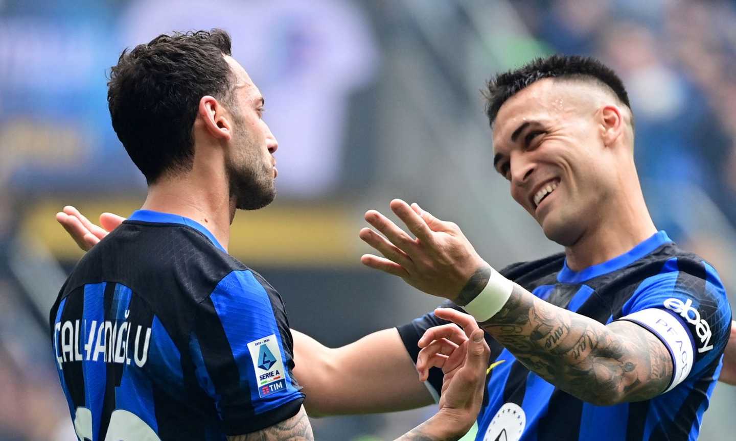 Inter, Lautaro Martinez rifiuta il rigore offerto da Calhanoglu: il siparietto 