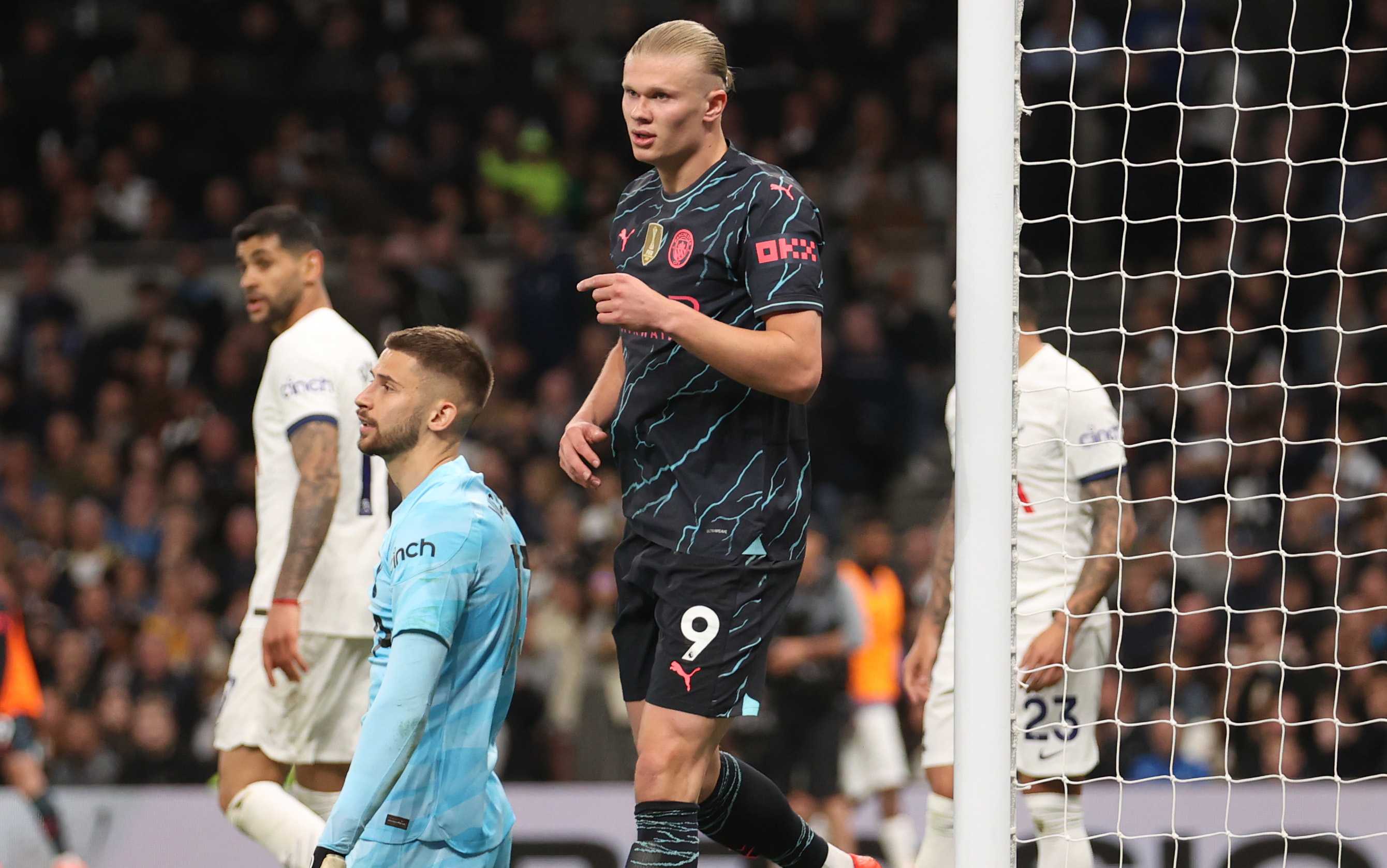 Haaland firma il sorpasso del Manchester City sull'Arsenal, battuto 2-0 il Tottenham: la classifica, Aston Villa in Champions League