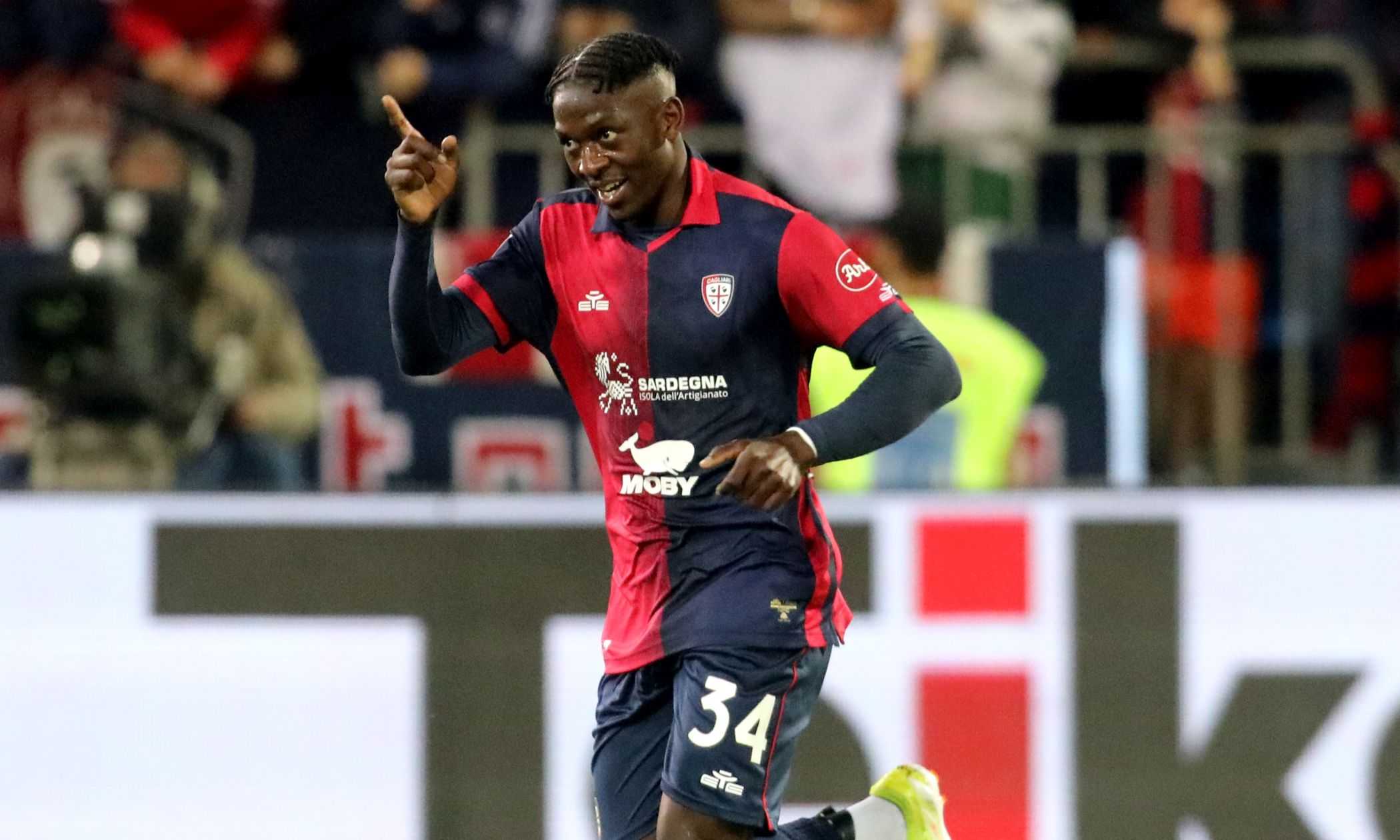 Il Cagliari blinda Kingstone Mutandwa: ufficiale il rinnovo