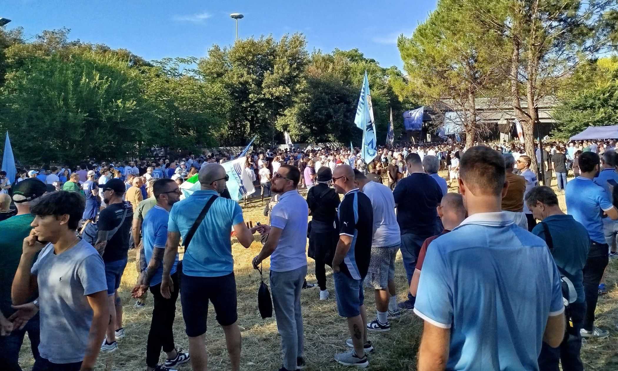 Lazio, si aspetta una reazione di Lotito dopo la protesta