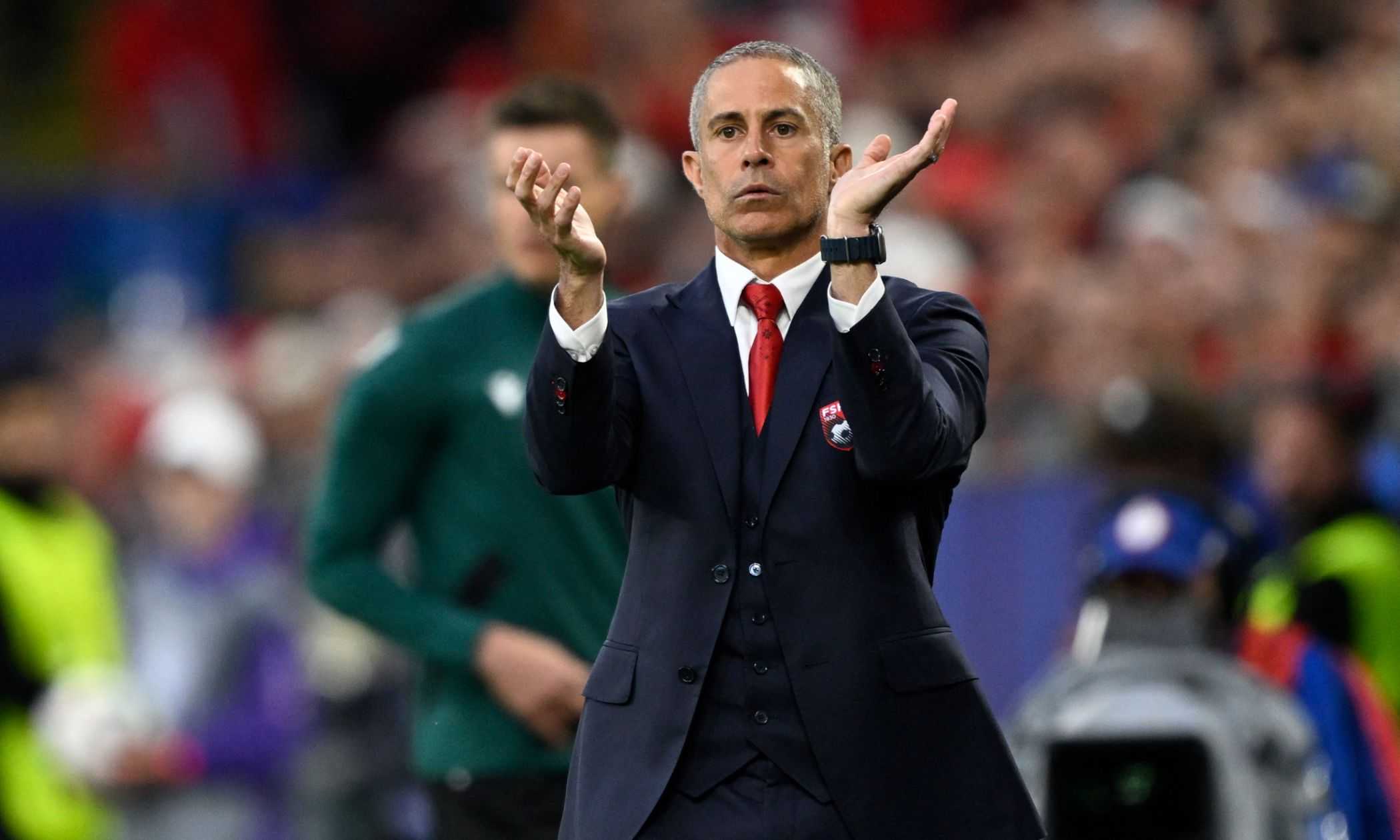 Albania, Sylvinho: "Italia fortissima, levare la palla a Barella e Jorginho è veramente dura"