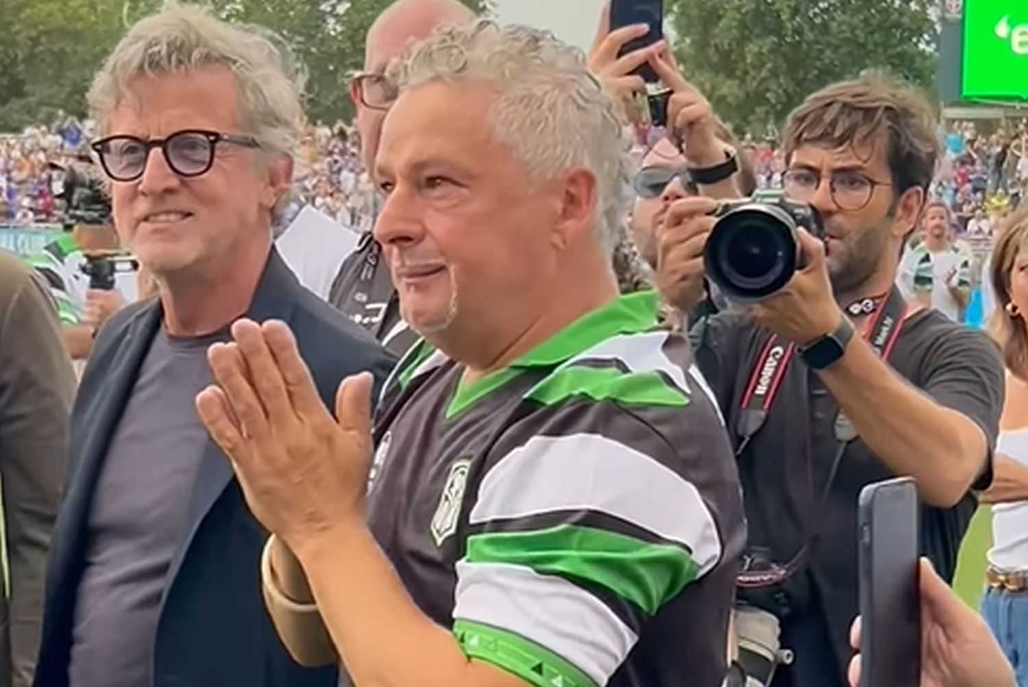 Roberto Baggio si commuove al raduno di Operazione Nostalgia. Prima uscita dopo la rapina subita FOTO e VIDEO