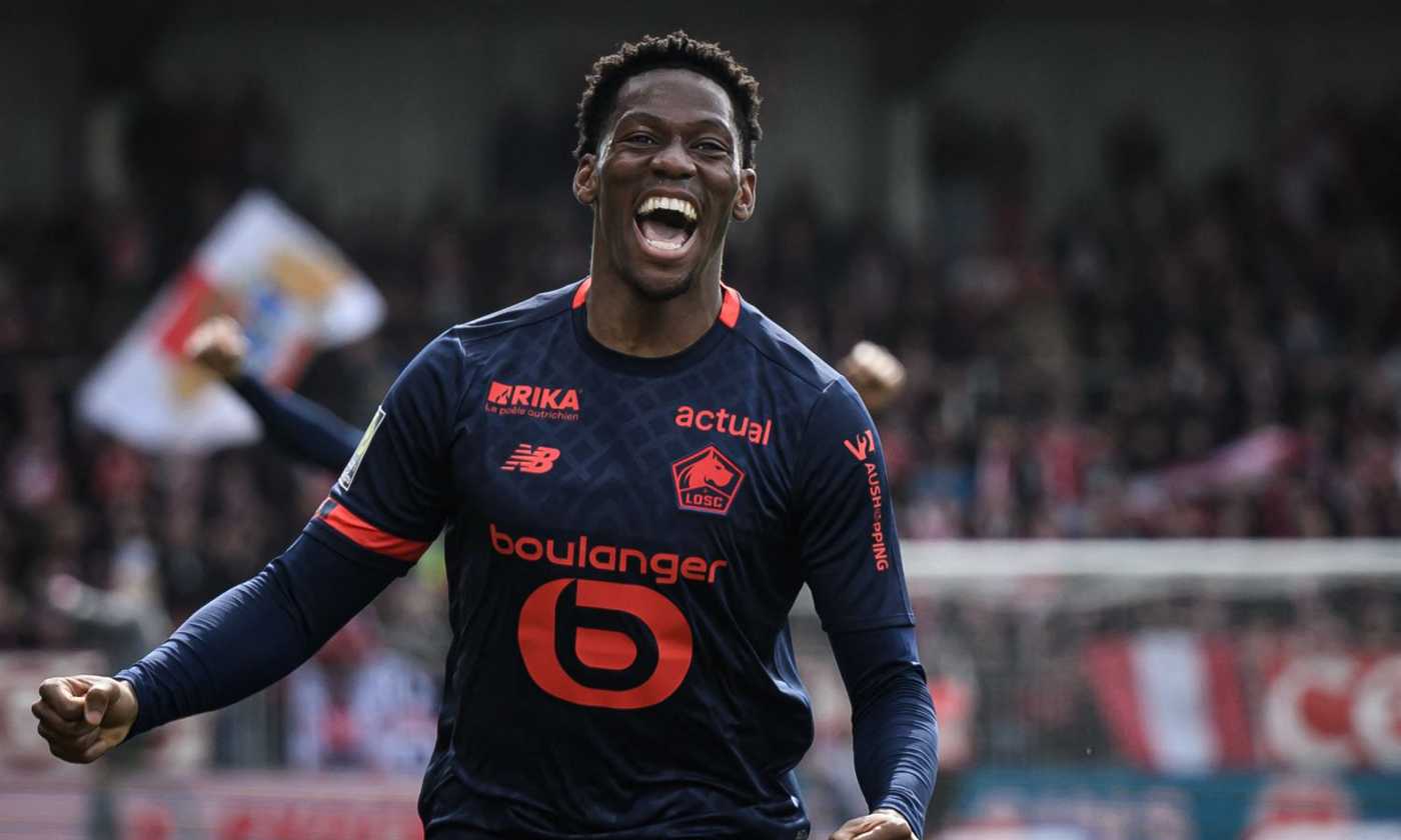 Juventus, rivoluzione in attacco: Vlahovic a un passo dall'addio, per i bookie sarà David il nuovo centravanti.