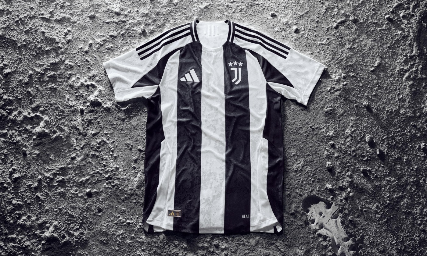 Perché la Juventus gioca senza sponsor sulla maglia? 