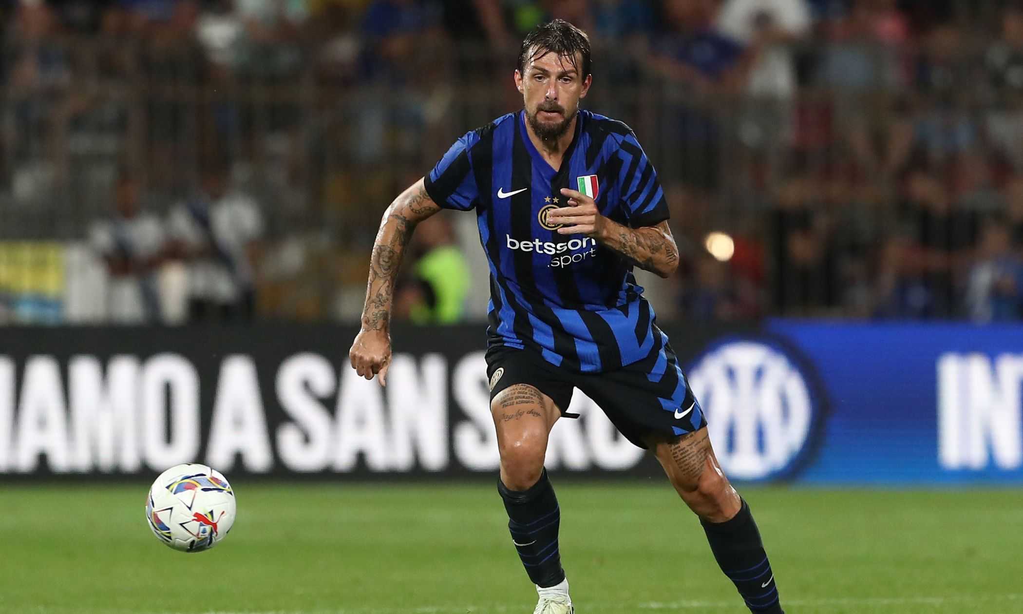 Inter, Acerbi: "Vogliamo un altro scudetto, Derby e City si preparano da sole. Siamo più competitivi di un anno fa"