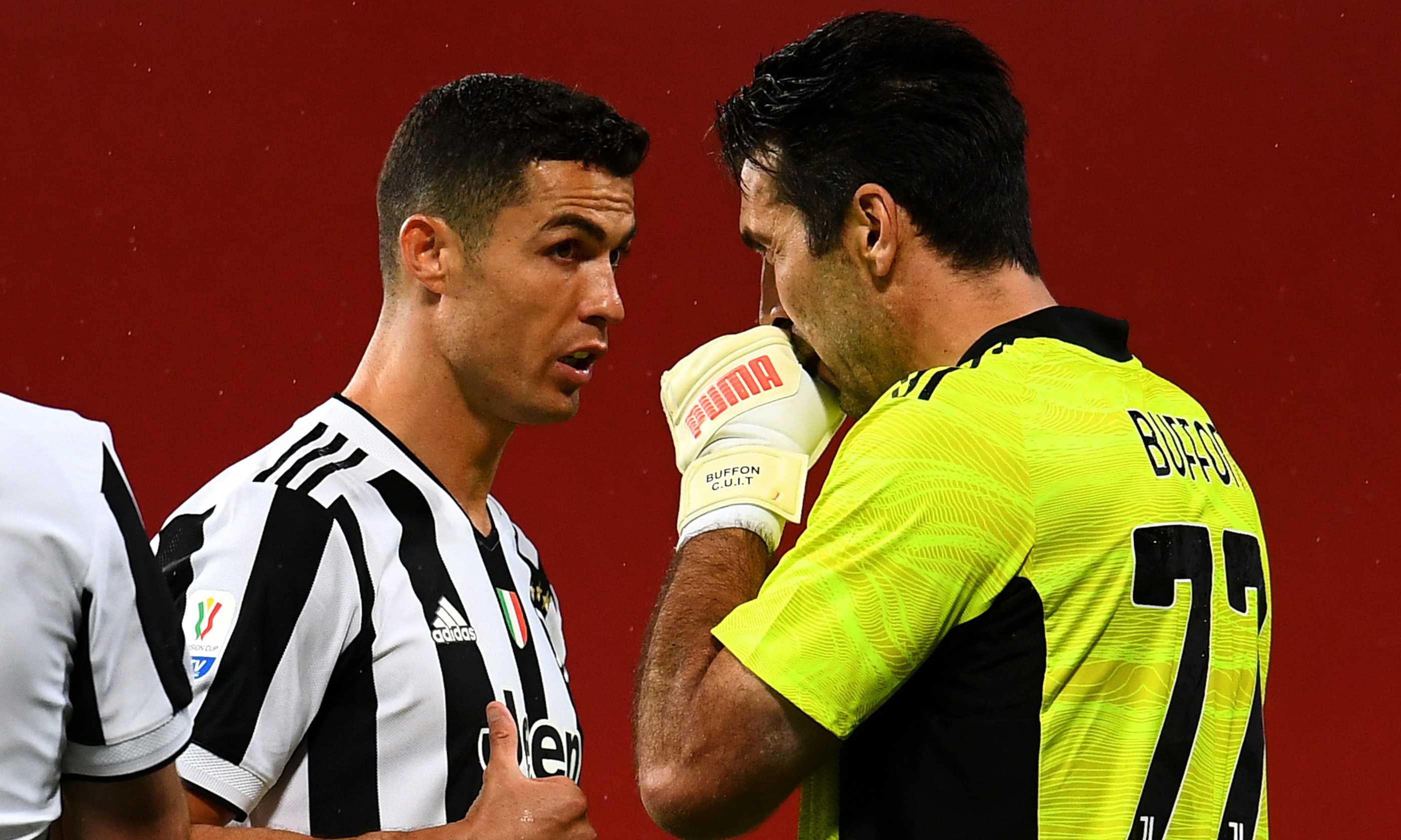 Buffon: "Dopo la finale di Berlino piangemmo abbracciati". Su Ronaldo e la sfuriata contro l'arbitro Oliver...