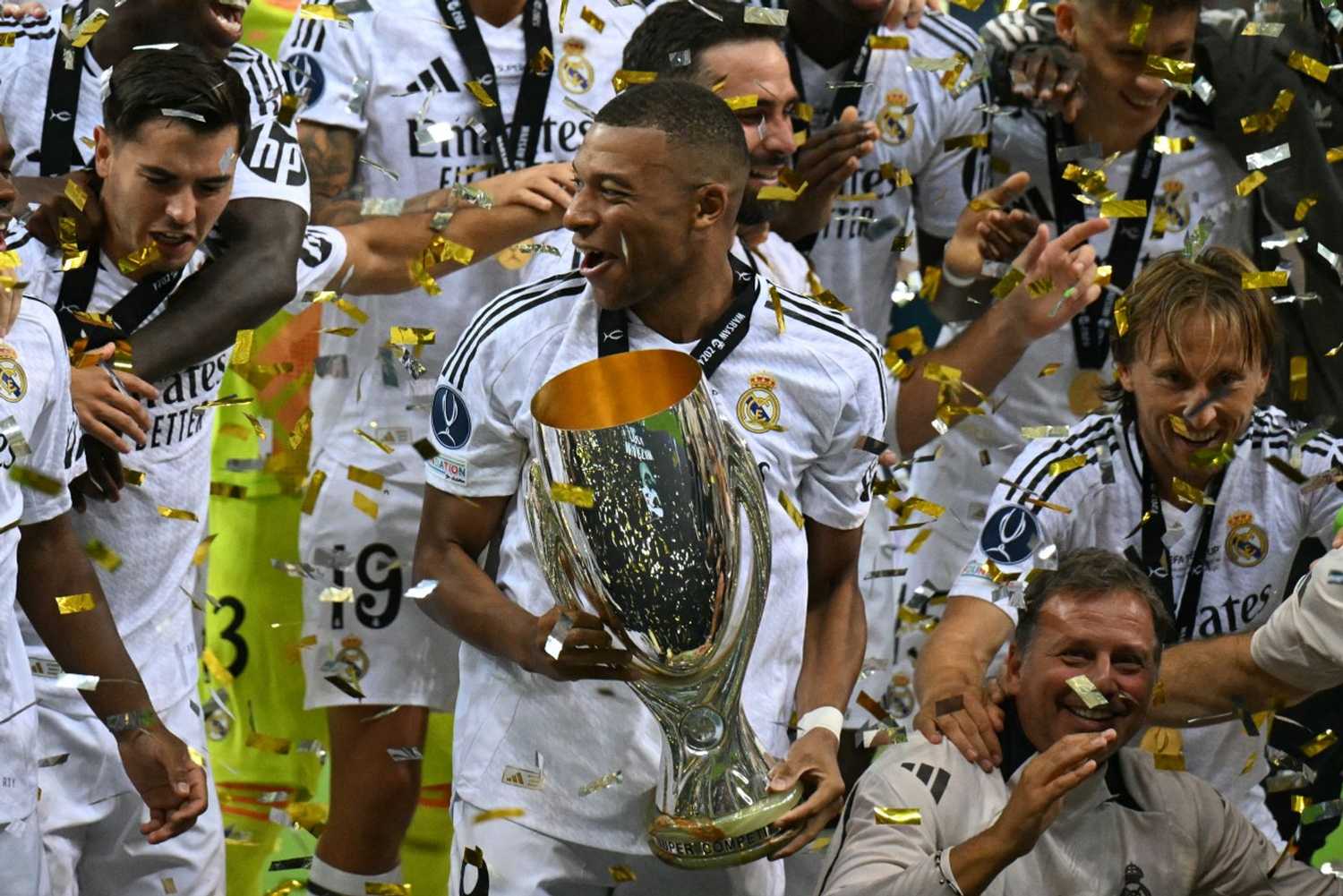 Troppo Real Madrid per l'Atalanta: Ancelotti vince 2-0 e si regala la Supercoppa Europea. Mbappé gol all'esordio