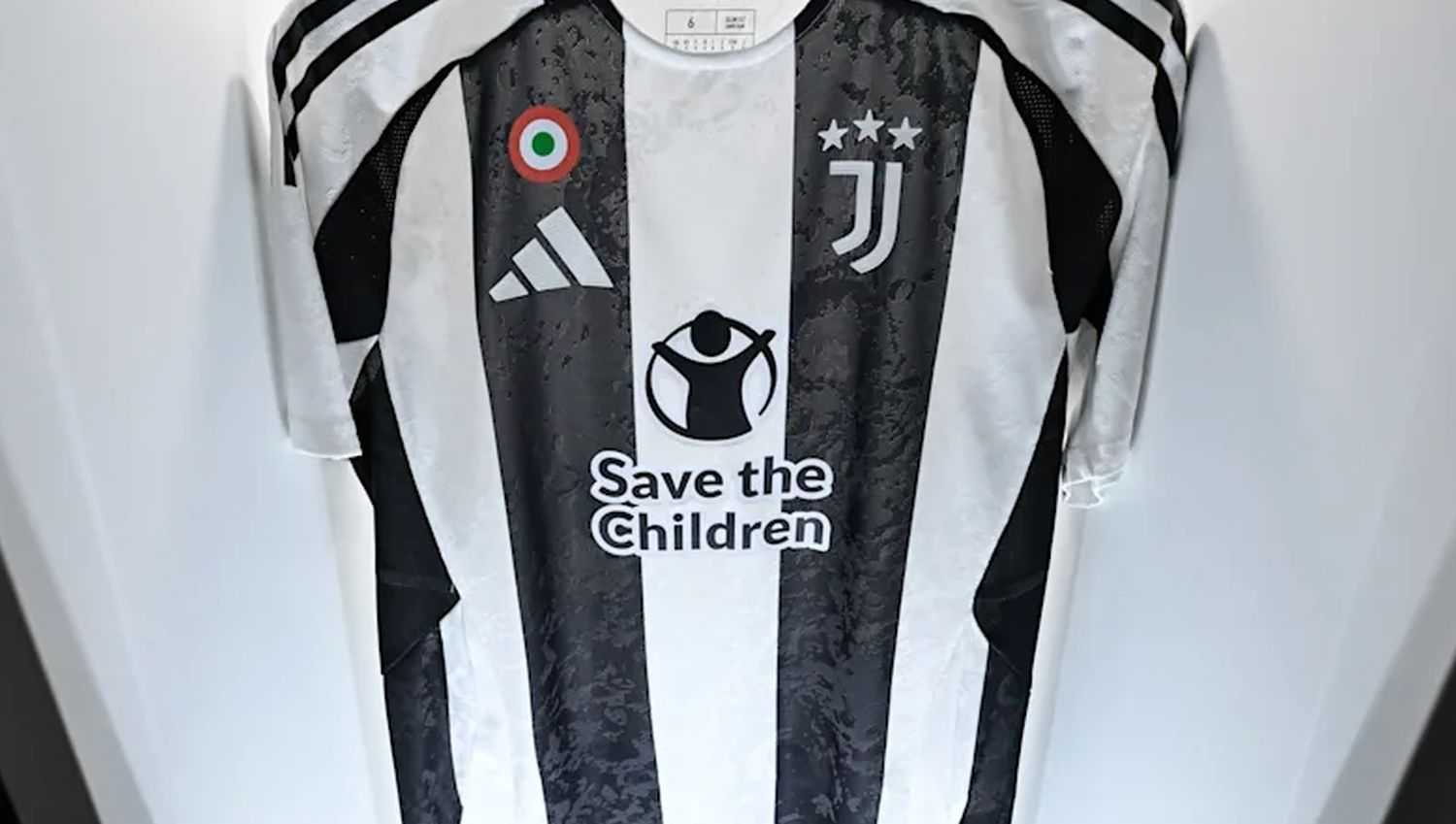 Juventus, Save the Children sarà lo "sponsor" per la gara contro il Como. Continua la ricerca di un nuovo partner