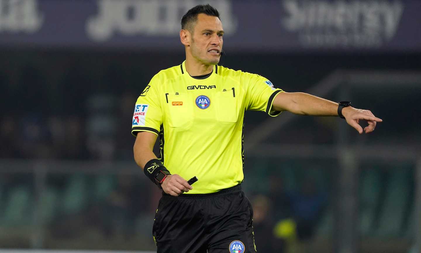 Serie A, gli arbitri della 18ª giornata: Fabbri per Milan-Roma, Juventus-Fiorentina a Mariani