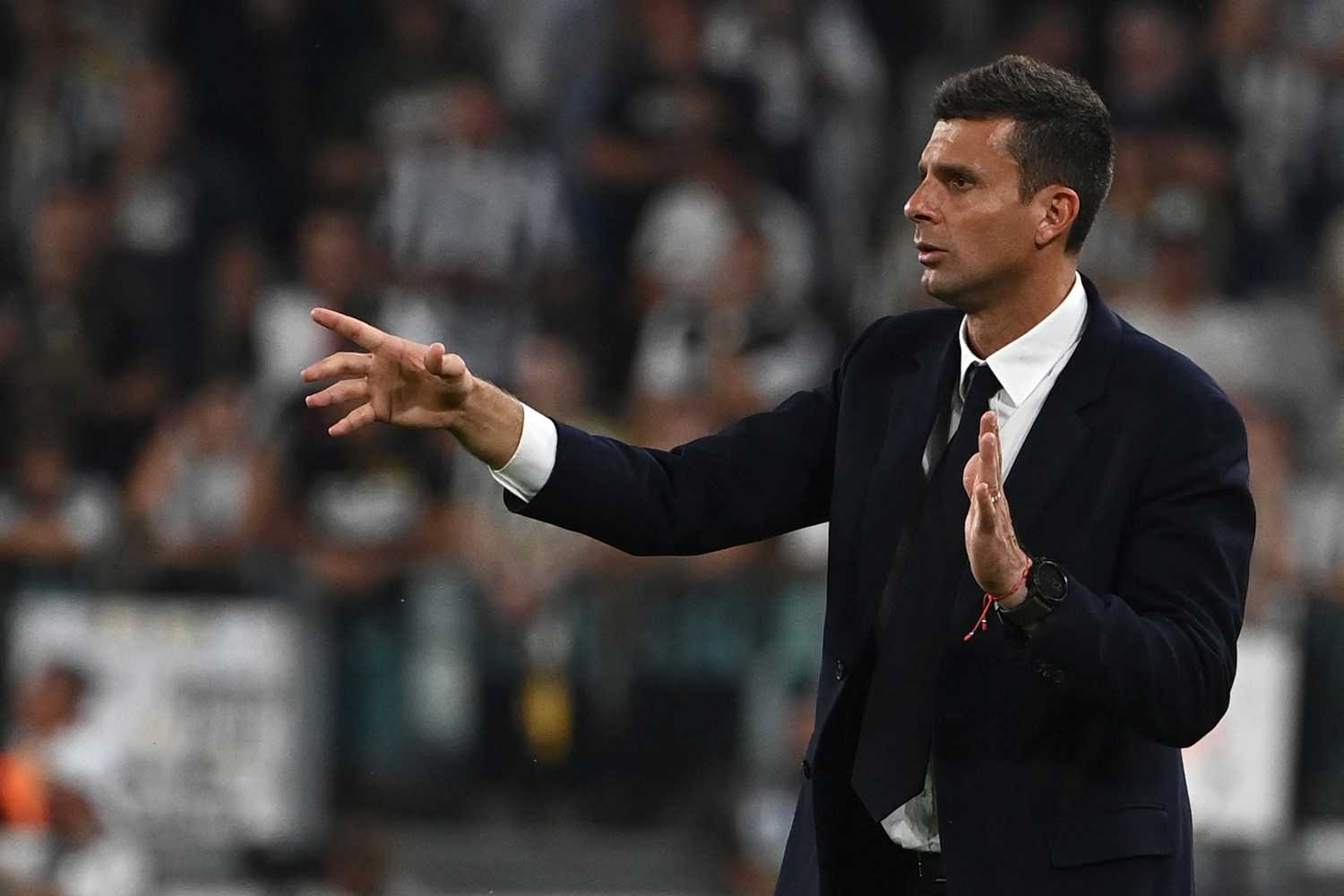 Juventus, Motta: "Frenetici, ma equilibrati, positivo non aver preso gol. Vlahovic nostro primo difensore"