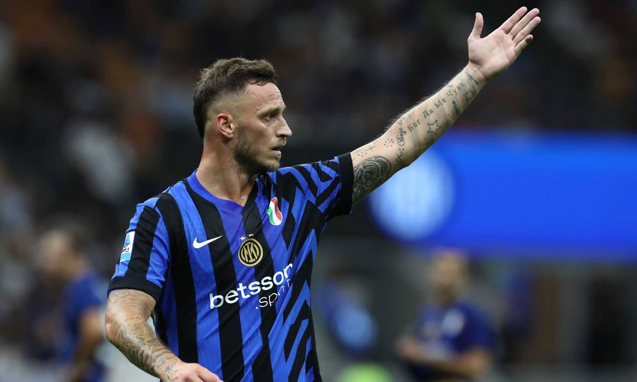 L'Inter prepara l'esordio in Champions League contro il Manchester City: Dimarco e Arnautovic sono out