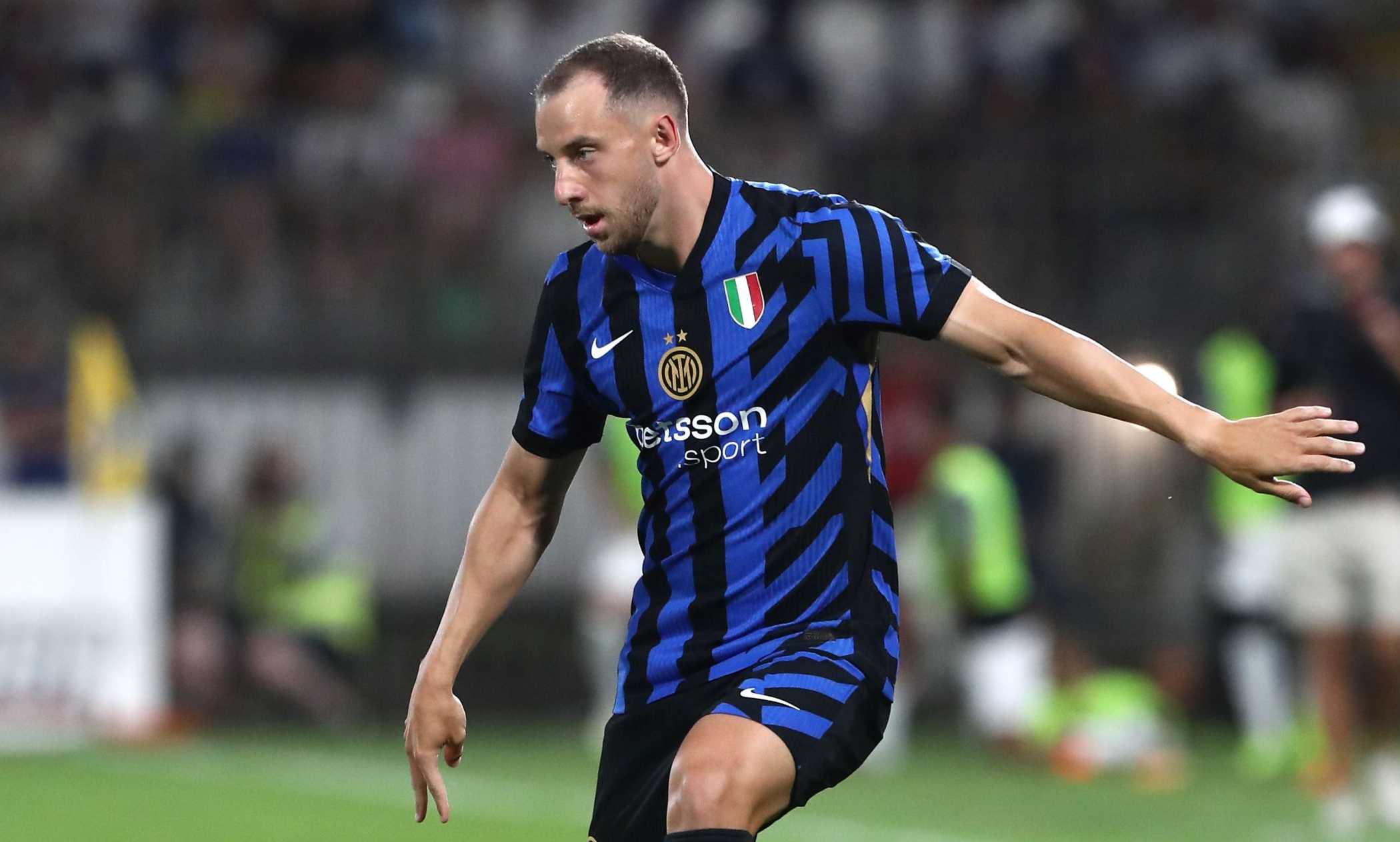 Monza-Inter, le formazioni ufficiali: De Vrij e Carlos Augusto titolari, fuori Dumfries. Caprari dal 1'