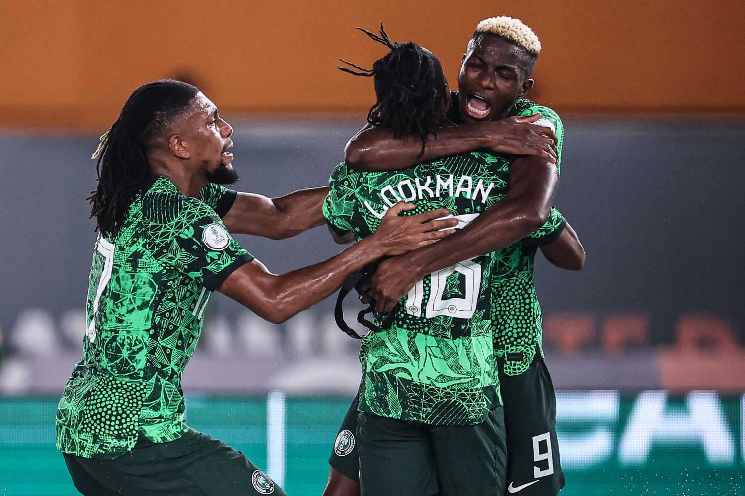 Lookman ritrova il gol con la Nigeria: 3-0 al Benin, segna anche Osimhen