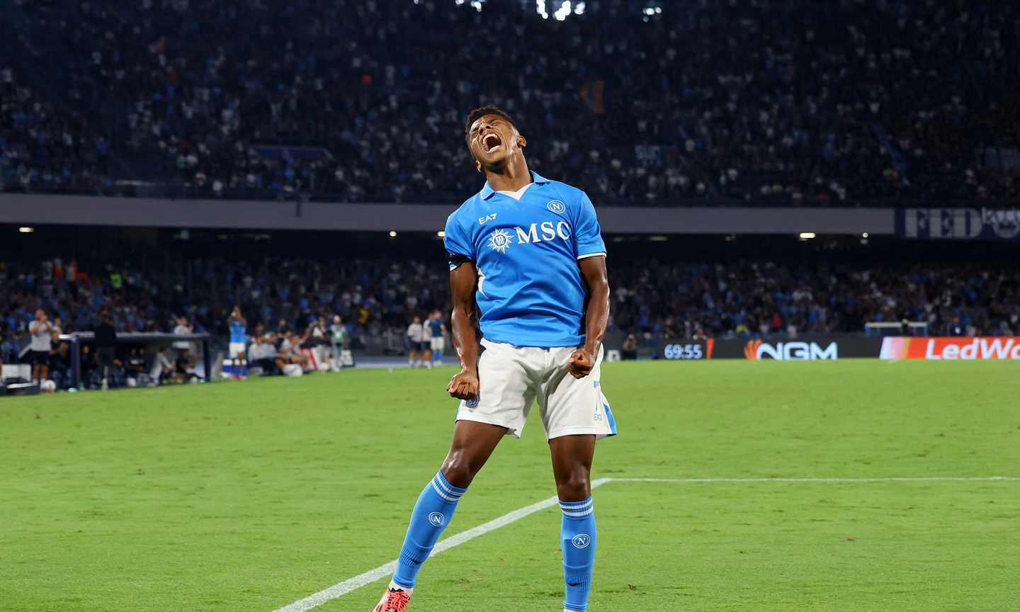 Napoli Palermo Le Pagelle Di Cm Neres E Ngonge Si Prendono La Scena