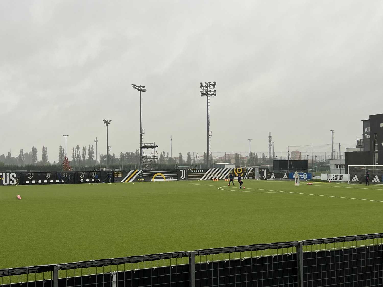 Juventus, acquistati due classe 2007: ruolo e provenienza 